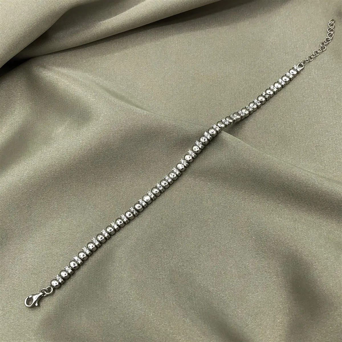 

Rodhium Pariente Bracelet