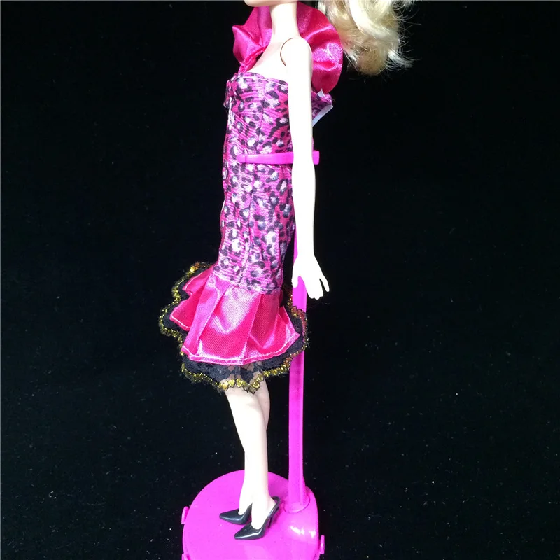 

Elegant Princess Night Wearing Skirt Dress Clothes Accessories Play House Dressing Up Kids Toys