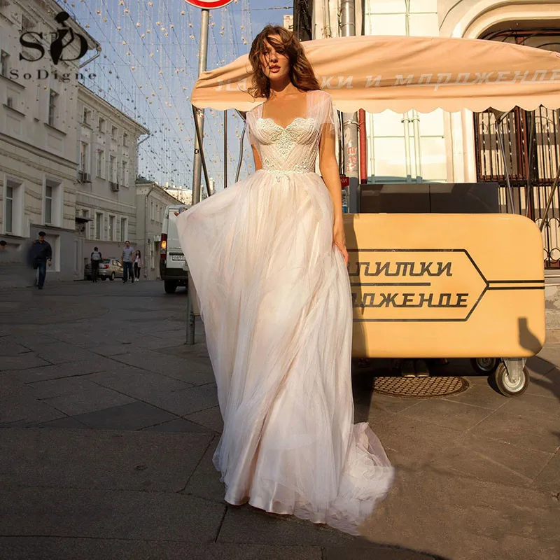 

Женское ТРАПЕЦИЕВИДНОЕ свадебное платье It's yiiya, белое Тюлевое платье с коротким рукавом, аппликацией и завязкой на спине на лето 2019