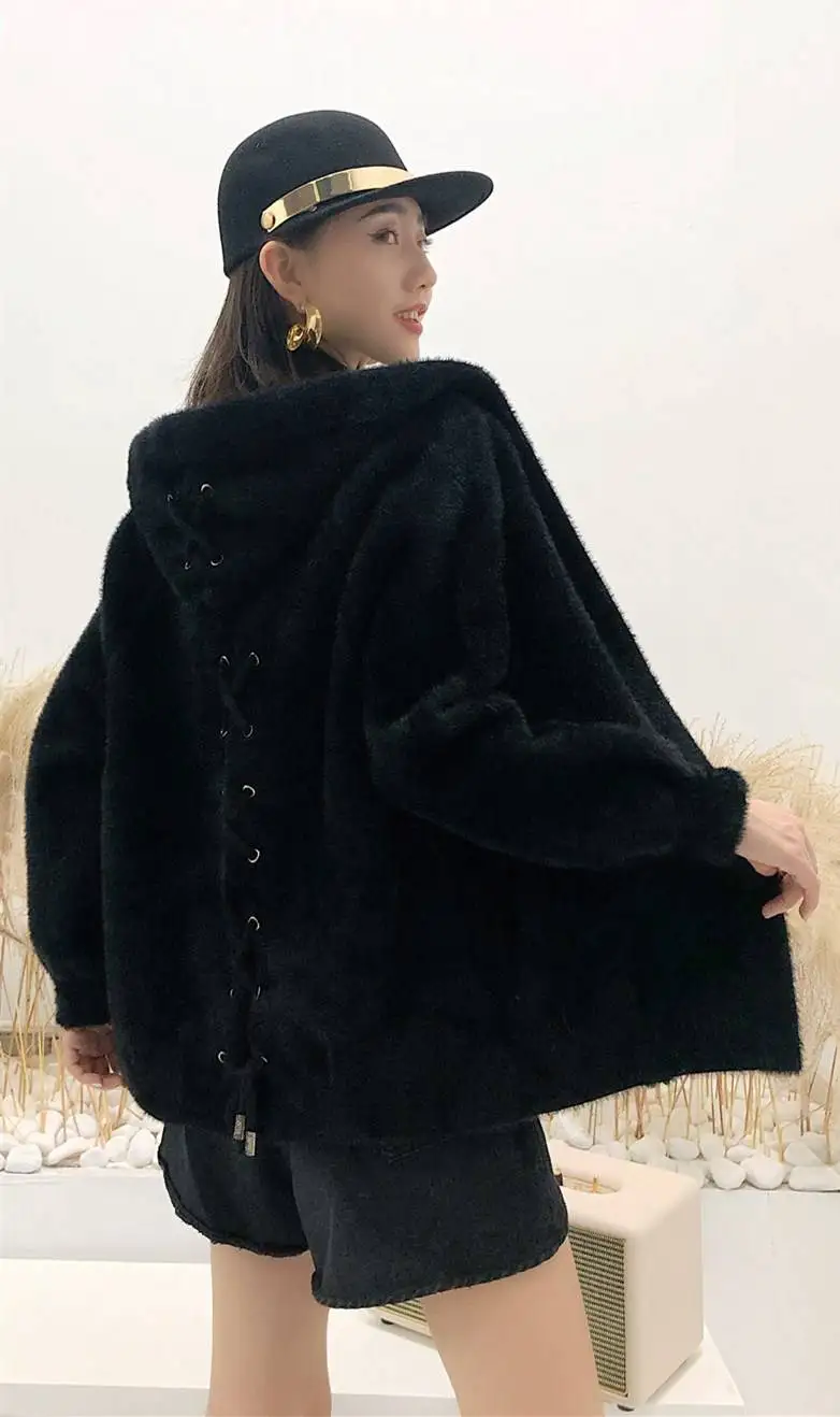 Пальто женский короткий параграф бархатный кардиган с капюшоном женская верхняя одежда осень и зима тонкий толстый Универсальный
