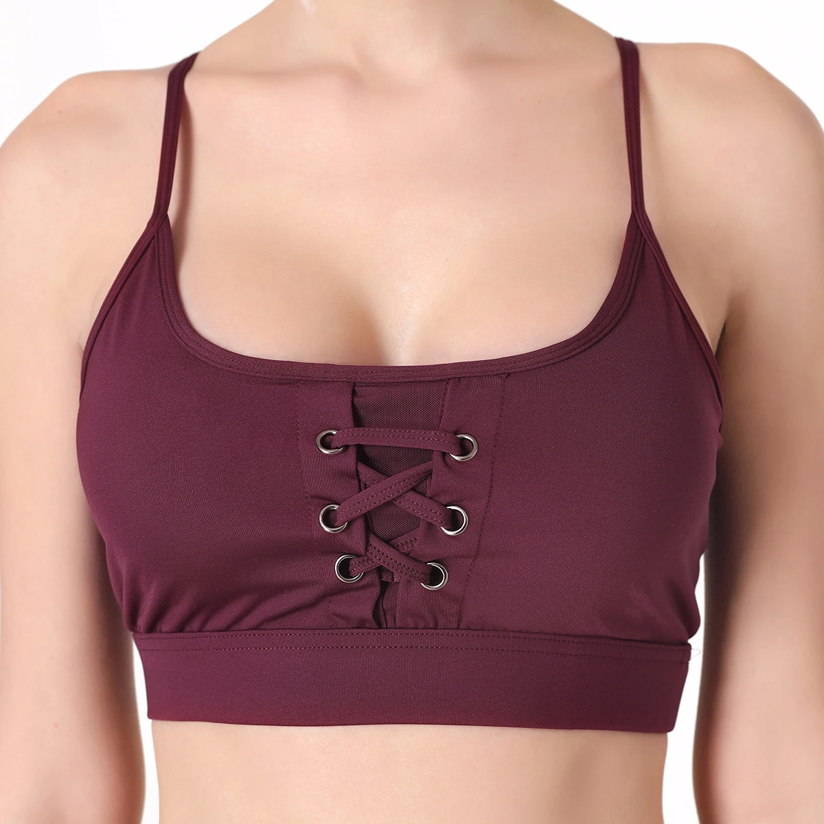 Спортивные бюстгальтеры с мягкими чашечками высокой поддержкой лямкой на шее