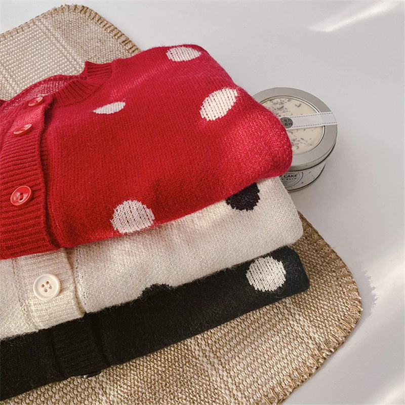 

Spring 2021 New Girls Sweet Dot Single Breasted Sweaters Children Soft Casual Knit Cardigan Coats
