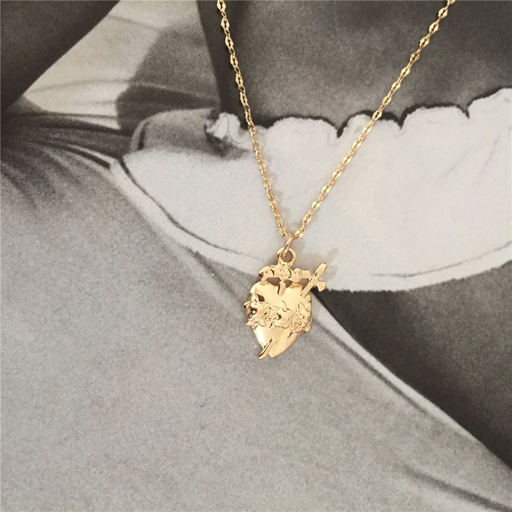 Модное позолоченное ожерелье с подвеской-мечом в форме сердца для женщин и