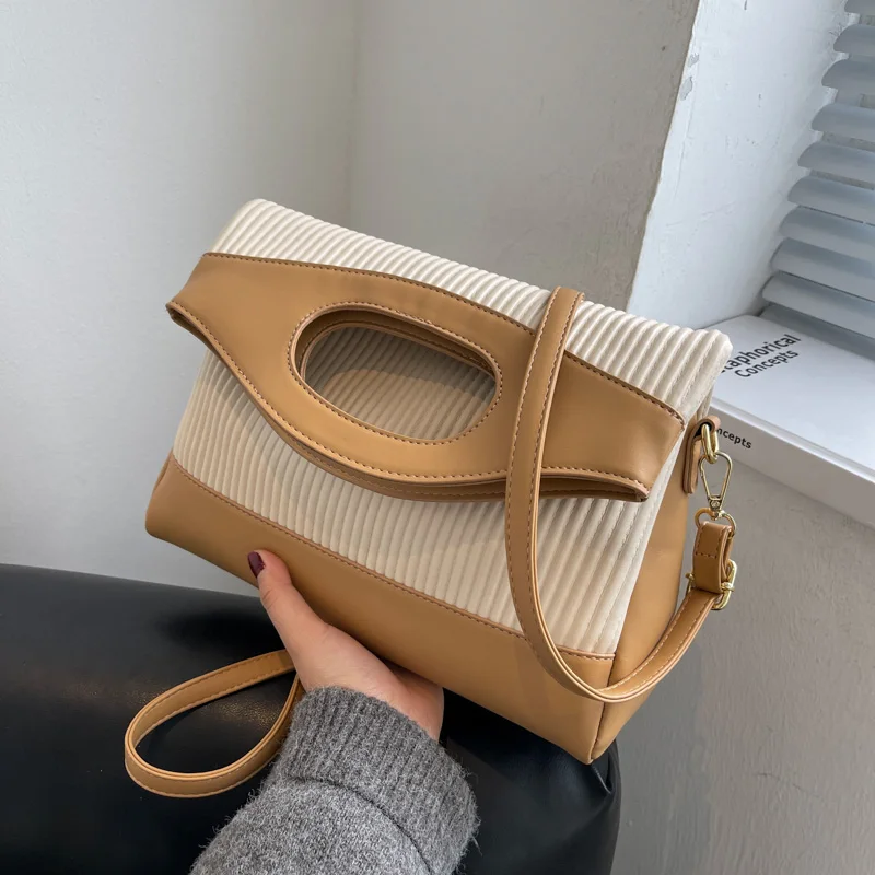 

Модная мягкая кожаная сумка на плечо, женская новая вместительная сумка через плечо, Осенние трендовые сумки, женская брендовая дизайнерск...