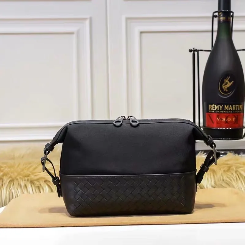 

Women's Handbags