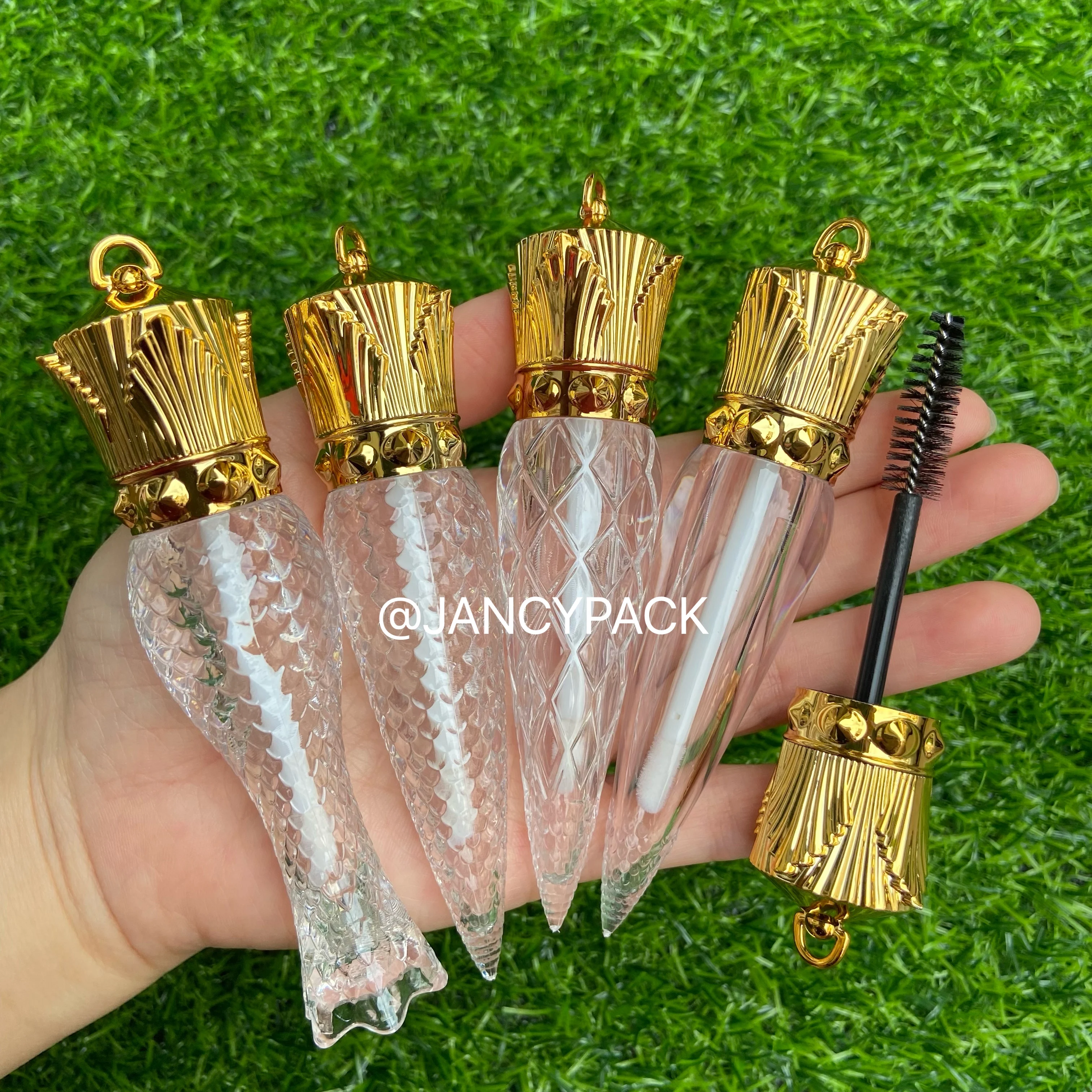 

5ML 50pcs Carrot Shape Empty Lip Gloss Wand Tube Gold Crown Eyelash Cream Tools Cosmetic Container Bottles Wholesale