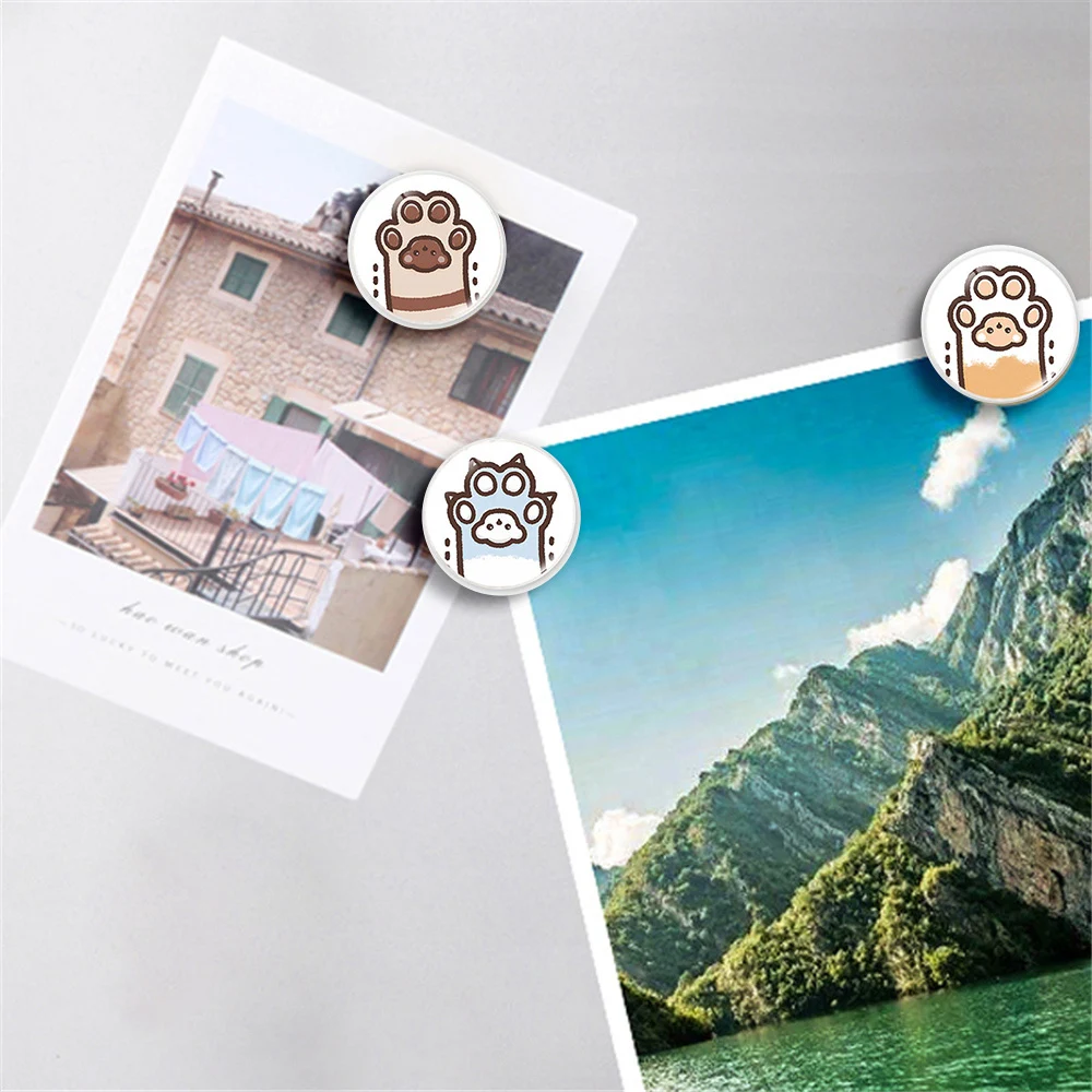 

4pcs Cat Claw Fridge Magnets 30mm Round Glass For School Office Home Decor Kitchen Refrigerator Magnet Sticker