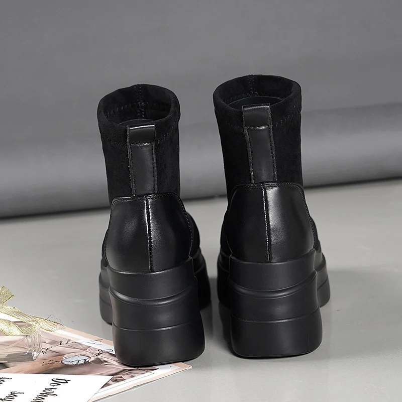 Женские ботильоны на танкетке черные готические ботинки со шнуровкой массивном