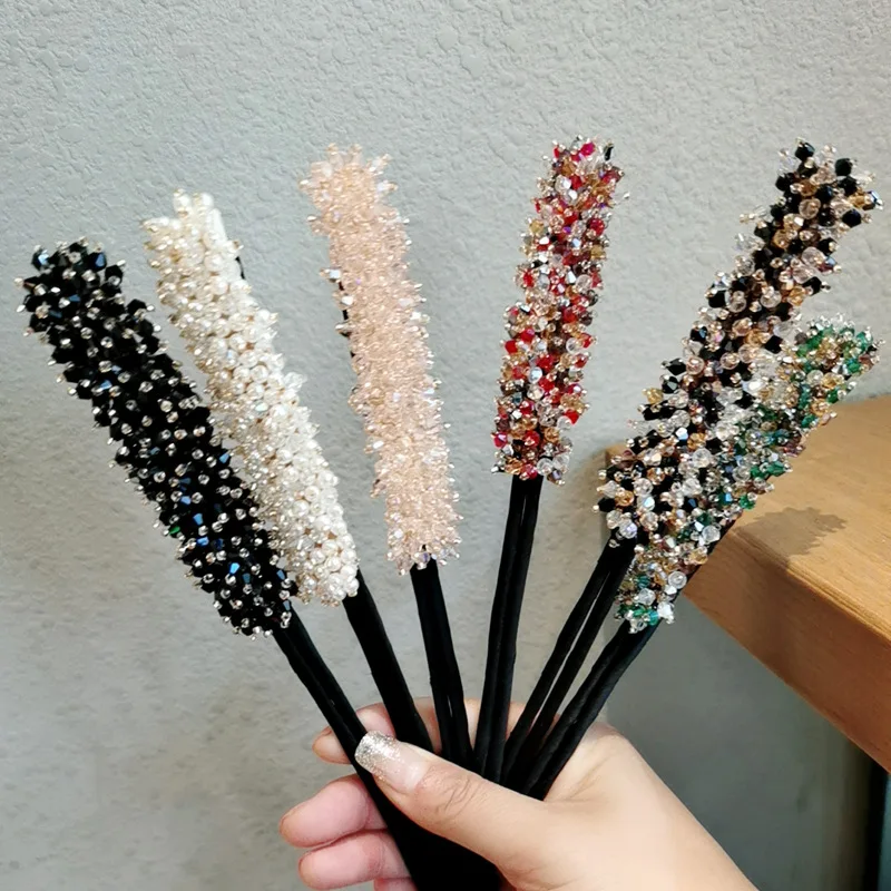 

Woman Donuts Twist Headband Magic Hair Bun Maker Diy Hairstyle Tool Crytal Bud Dish Hair Accessories Sweet Hairband