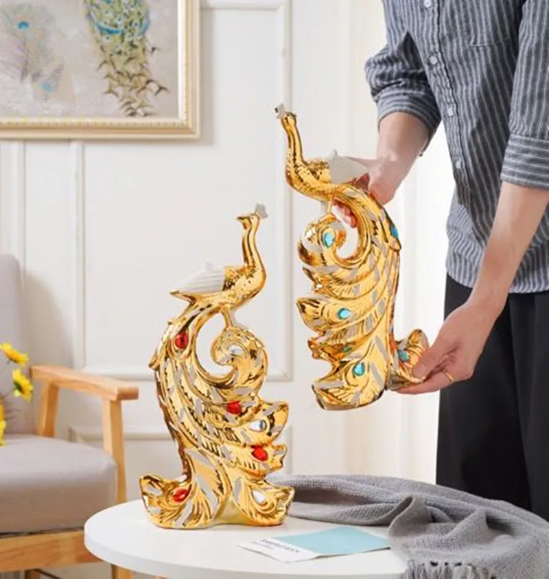 

European luxury Phoenix small jewelry creative ceramic crafts Marriage Valentine's Day gift home Peacock decoration