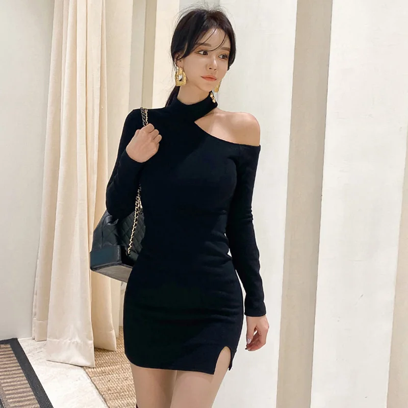 

Женские платья МАЗ