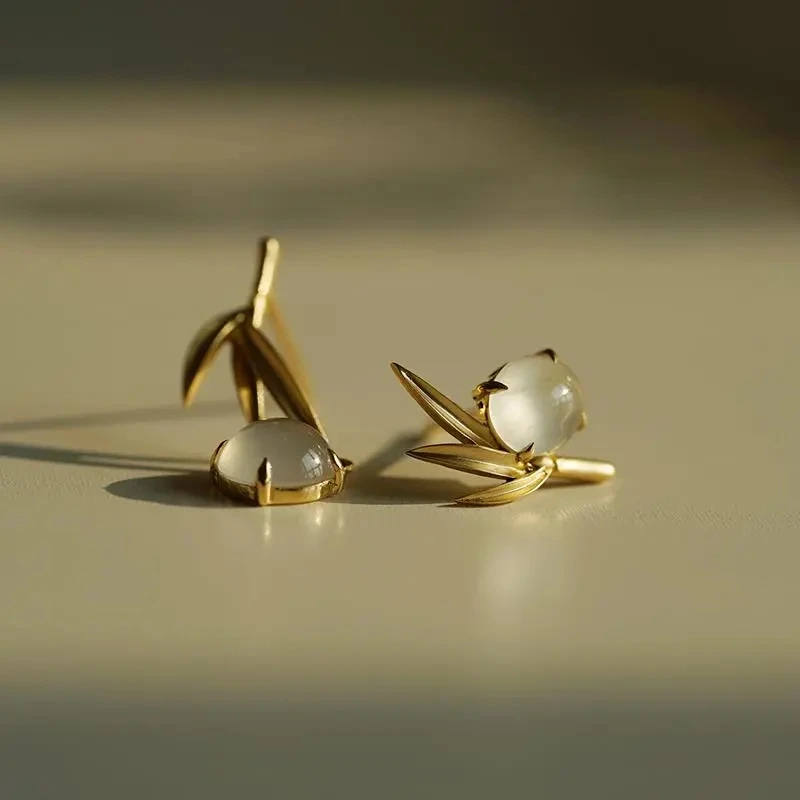 

Trendy Fashion Elegant Good Tool Art Afternoon Bamboo S925 Chalcedony Ear Studs Inlaid Jade Earrings Female Fashion Earrings