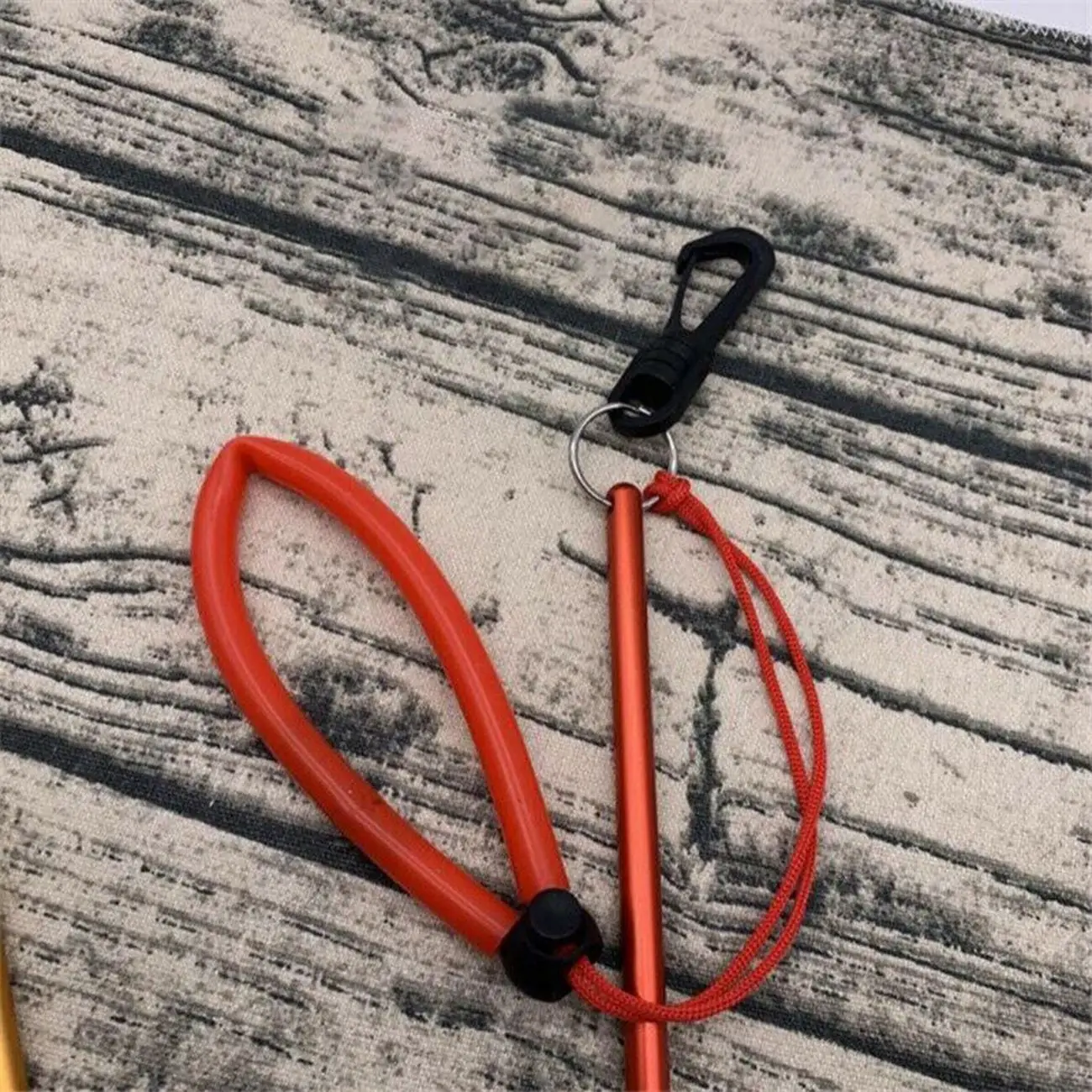 

1PCS Scuba Colorful Diving Aluminium Alloy Scuba Diving Stick Aluminium Alloy Lobster Sticks Pointer with Rubber Lanyard