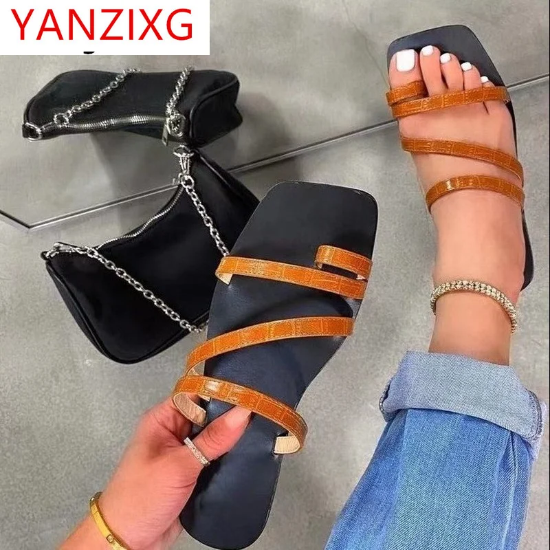 

Women's Flat Slippers 2021 New Square Toe Sandals Summer Flat Open Toe Outdoor Women's Shoes Fashion Sandals Casual Plus Size 43