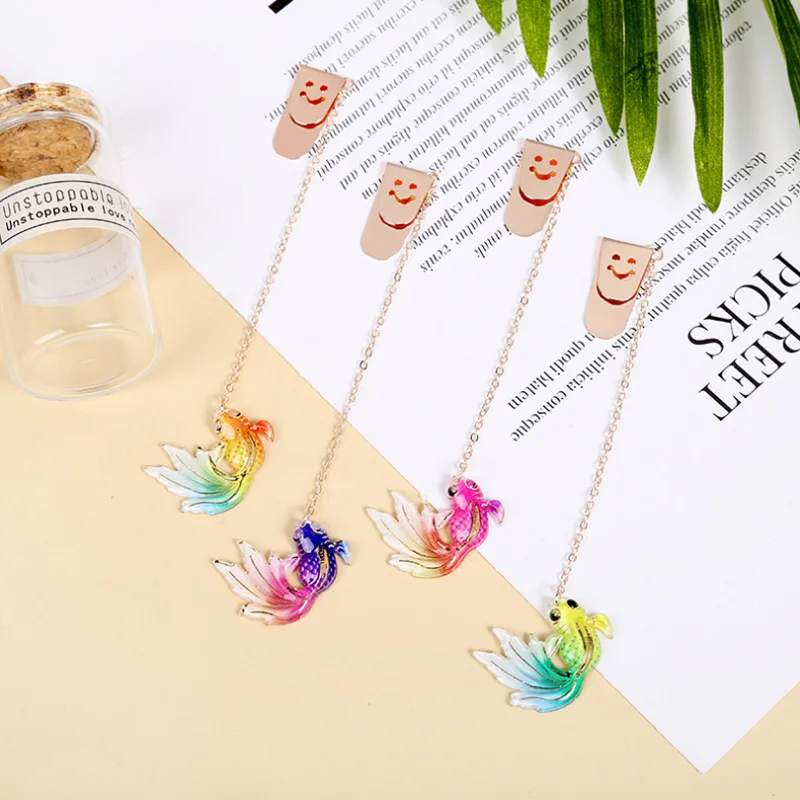 Комплект из 2 предметов Kawaii Цвет подвеска в виде золотой рыбки Закладка