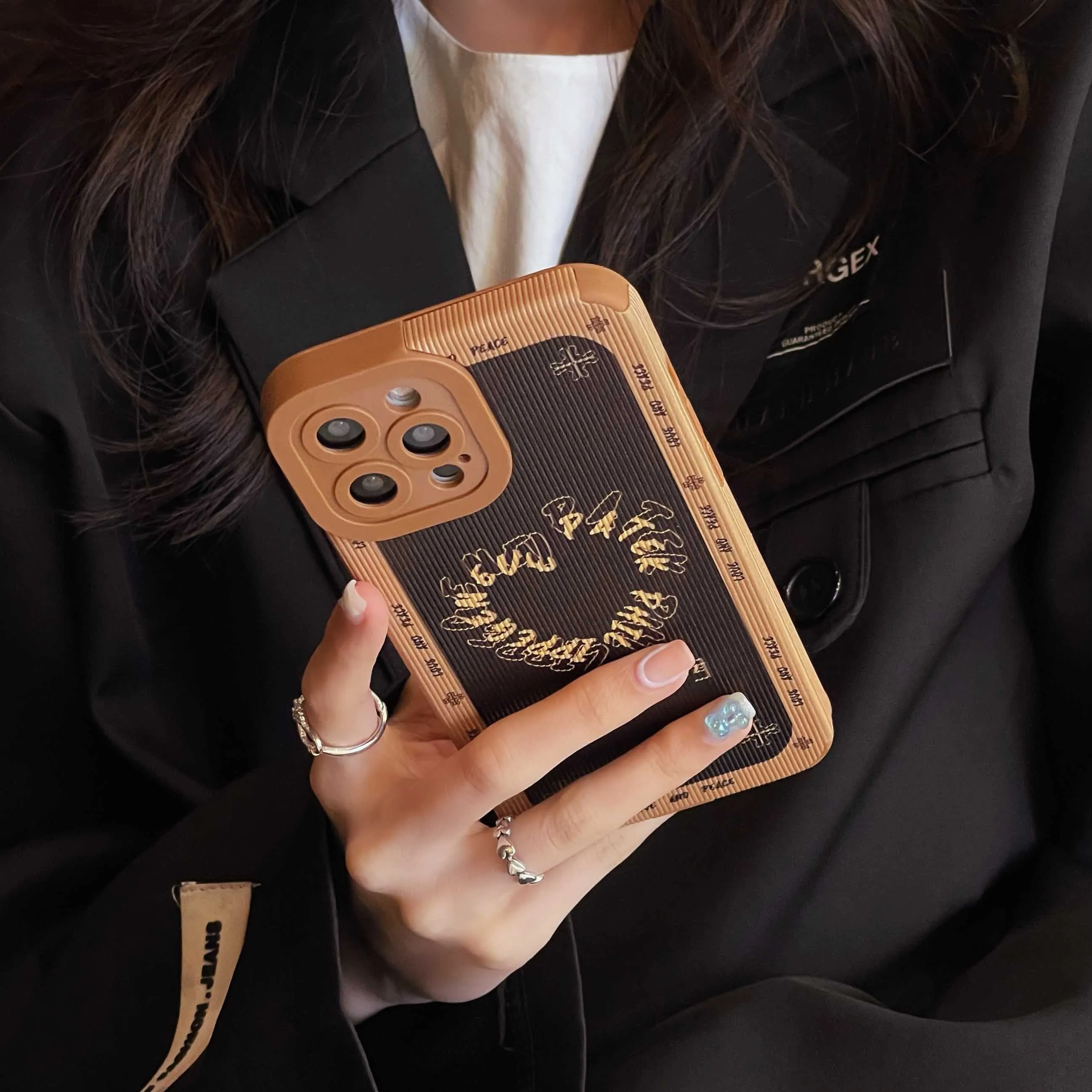 Винтажный коричневый кожаный чехол с сердцем для телефона мягкий iphone 13 Pro Max