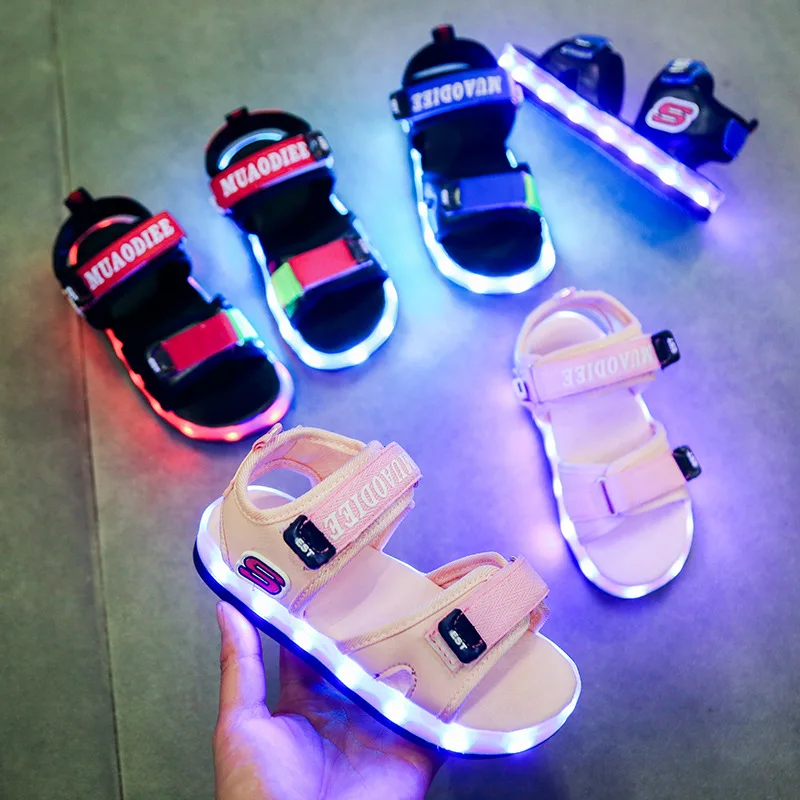 Детские сандалии со светодиодной подсветкой Нескользящие зарядка через USB обувь