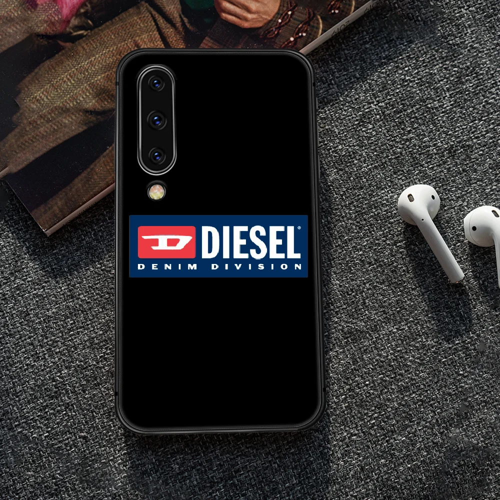 

Italian fashion brand Phone Case Cover For Samsung Galaxy A10 A11 A20 E A21 A30 A40 A41 A50 A51 A70 A71 A81 S 4G 5G black Bumper