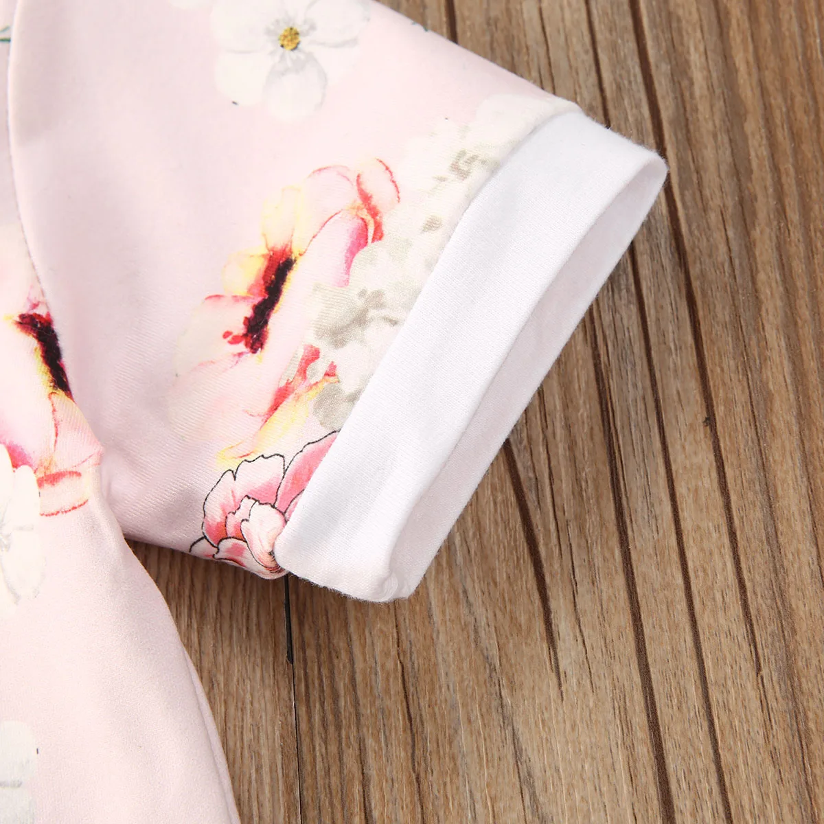 

Summer Cute Toddler Kids Infant Baby Girls Clothes 2Pcs Flowers Print Short Sleeve T-Shirts Tops+Shorts Outfits Clothes Set