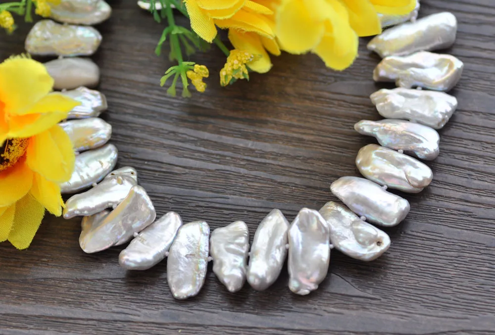 

P7622 18" 27mm Gray Dens Biwa Pearl Necklace Choker