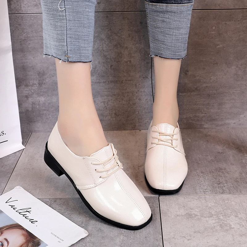 Женские повседневные туфли на шнуровке новые модные оксфорды женская обувь