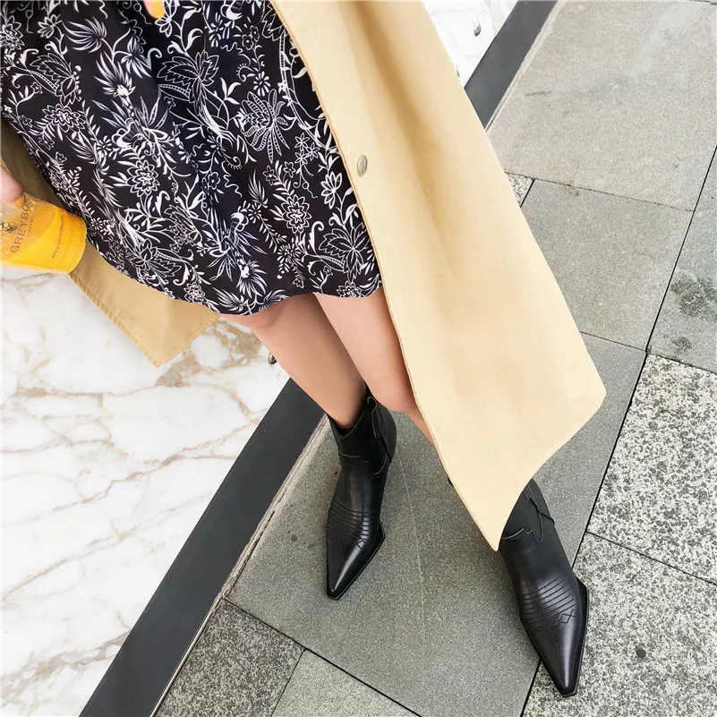 Buono Scarpe/Новинка; Брендовые женские ботильоны с острым носком на квадратном каблуке; классические ковбойские ботинки без застежки; модные вечерние офисные туфли в стиле панк