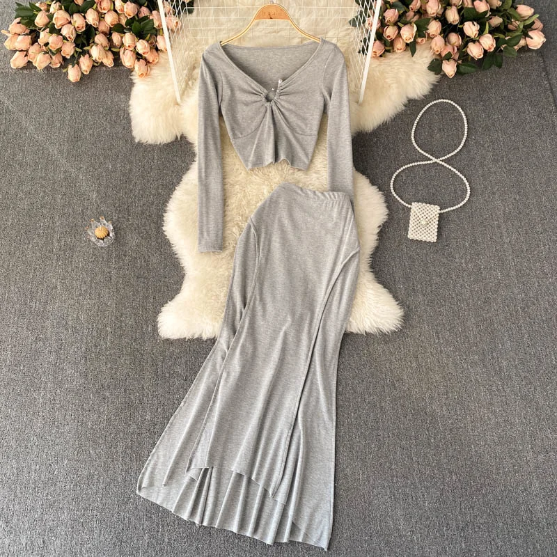 

Fashion Women Two Piece Set Solid V-neck Long Sleeve Cropped Top and High Elastic Waist Mermaid Long Skirt Suits Casual Outfits