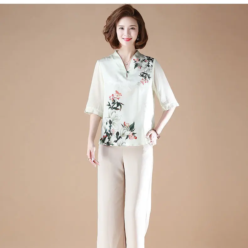 

Noble blouse Western style 2021 new spring and autumn women's silk shirt