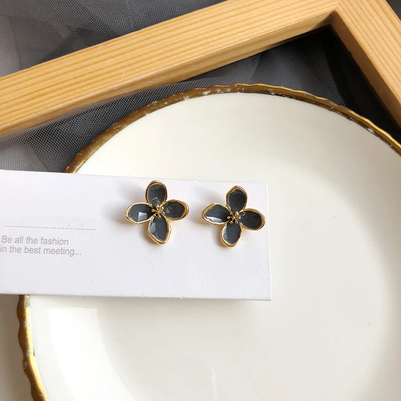 Женские серьги Камелия элегантные с суперпортами волшебные ветреные