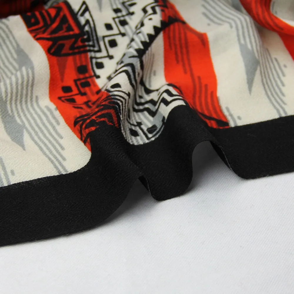 

100% Wool Square Head Scarves Women Elegant Lady Carf And Warm Shawl Long Animal Print Stoles Bandana Scarf Hijab Beach Blanket