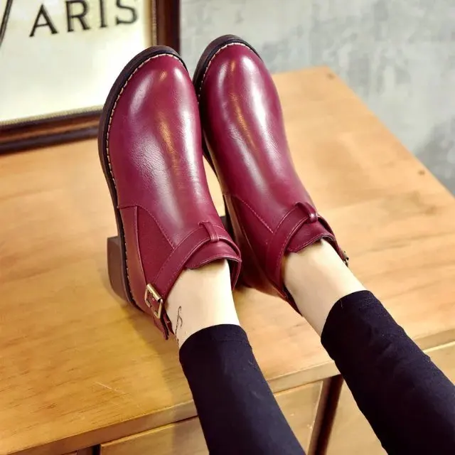 

2019 new short boot ladies flat England all-in-one school ladies black flat heel Martin boots ladies zapatos de mujer E279