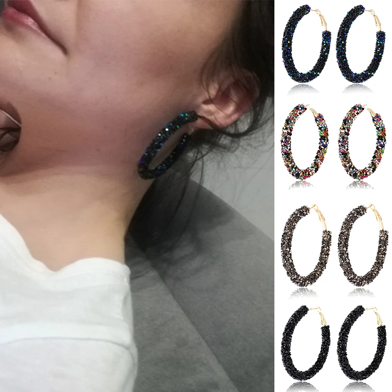 Женские серьги FLDZ круглые золотого цвета с кристаллами и инкрустацией |