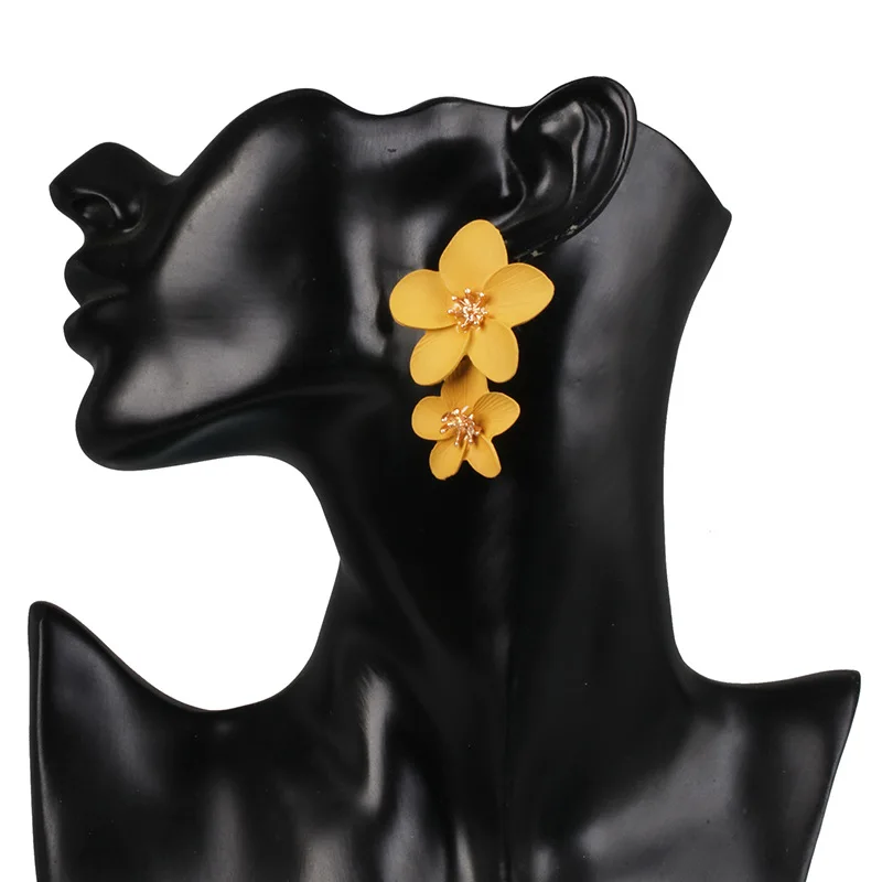 New Design Fashion Jewelry Elegant Big Double Flower Yellow Red Earrings Bohemian Style Beach Party Earring for Woman