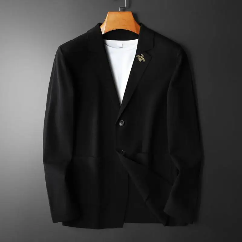 

2021 Wool Mens Sweaters Luxury Autumn Winter Bee Embroidery V Collar Sweaters Man Fashion Slim Fit Casual Sweater Male 4XL