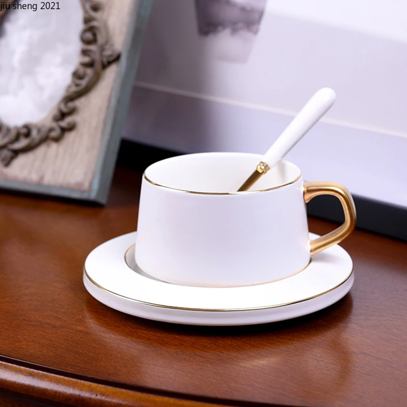 Керамическая кофейная чашка и блюдце в европейском стиле - Цена: 1945.09