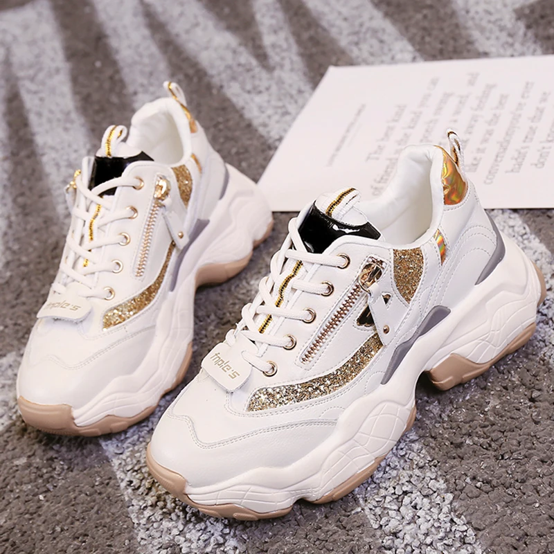 Высокие женские кроссовки сезон весна 2019 блестящие на платформе женская обувь