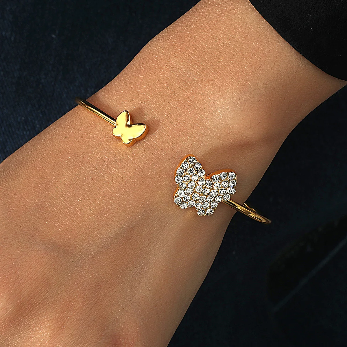 

Charm Bracelet for Women Open Bangle New Trendy Elegant Butterfly Zircon Bracelet Couples Jewelry Party Gifts