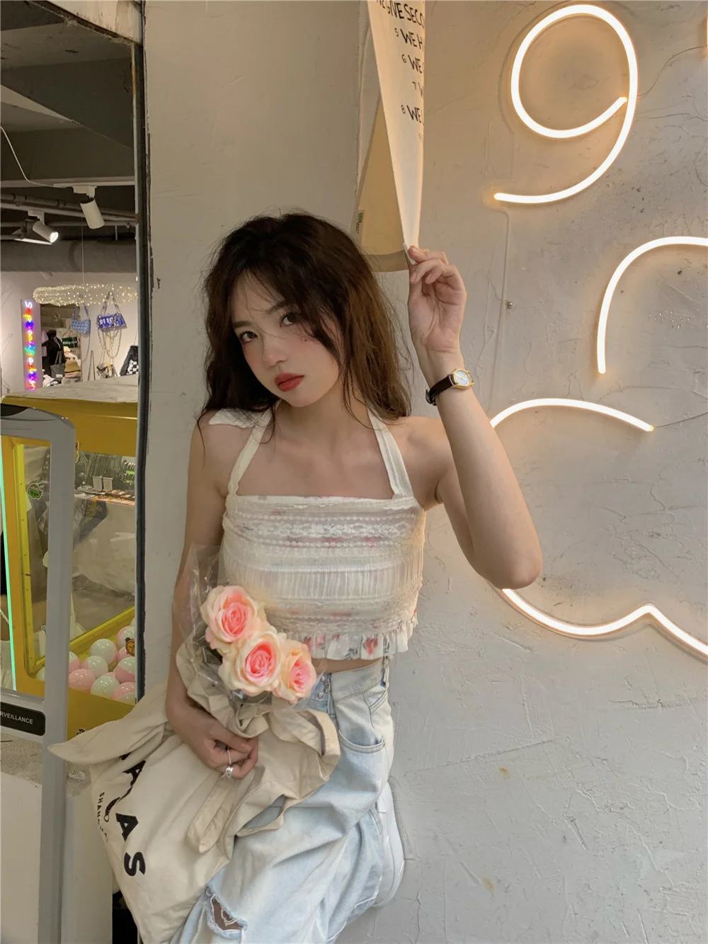 Женский жилет на бретелях белый с подвесками в Корейском стиле маленьким