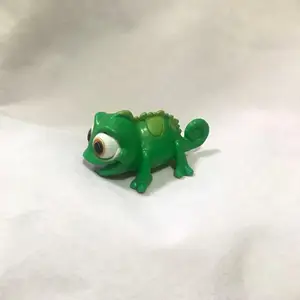 1 piece 6cm New Style Tangled Figure toys Chameleon Pascal Green Chameleon Rapunzel figure toys mini collection toys
