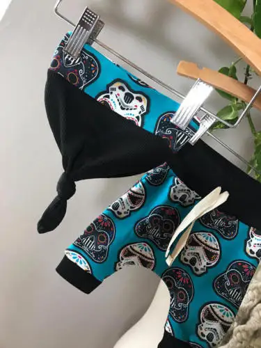 

Toddler Newborn Baby Boys Clothes Set Autumn Round Neck Long Sleeve Bodysuit Top Pants Hat Outfit Cotton Cute Boy Clothing 3PCs