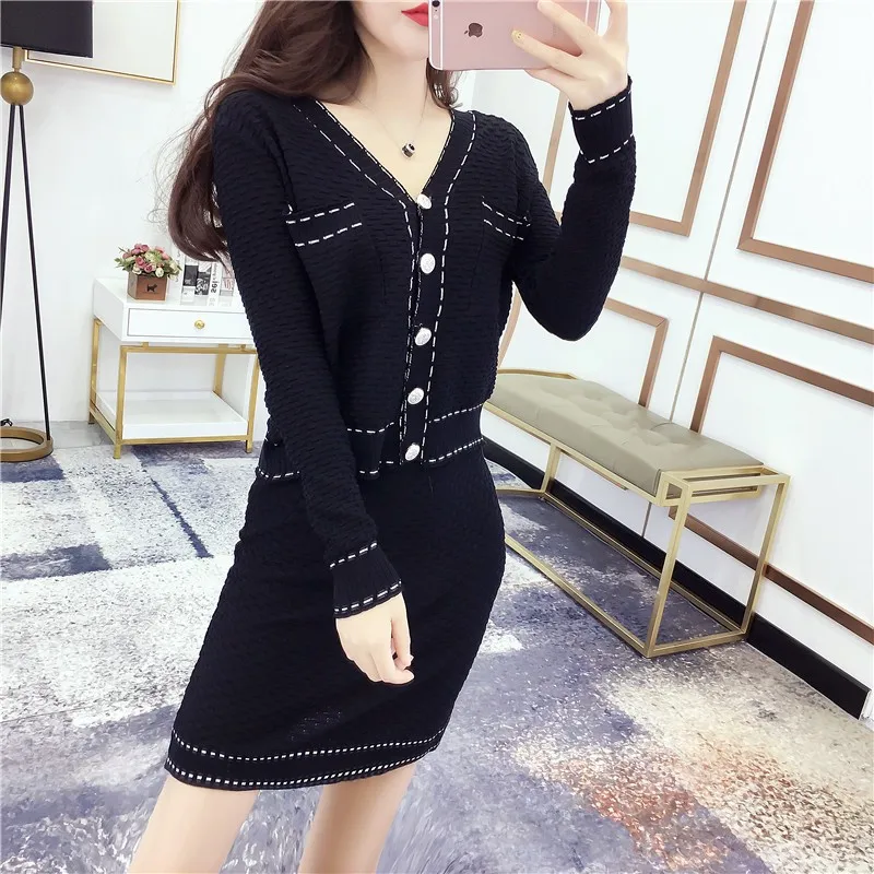 

2020 Autumn winter 2 Piece Set New Fashion Temperament V-neck Button Knit Cardigan Jacket coat + skirts 2 Piece Sets