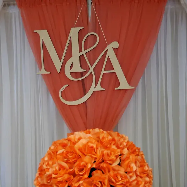 Пользовательские деревянный знак монограмма свадебный фон инициалы