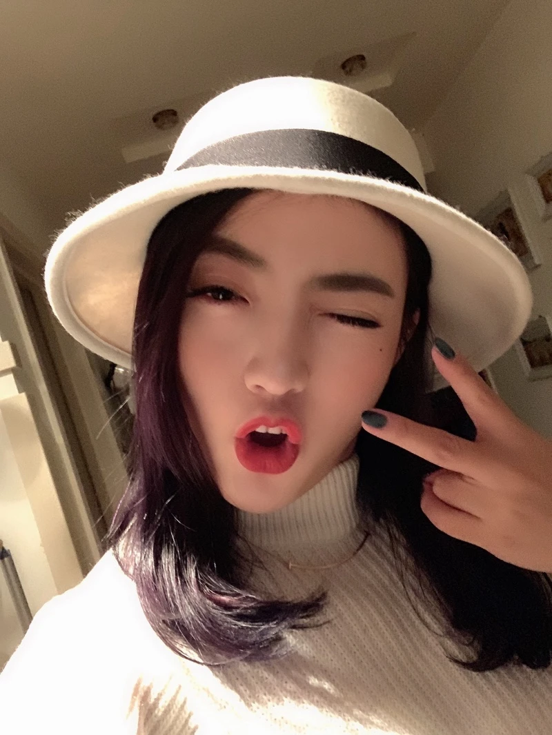 Новая шерстяная белая шляпа женская рыбака темпераментная маленькая фетровая с