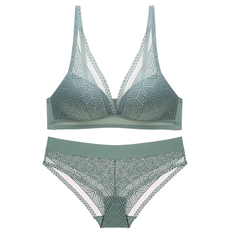 

French Bra Set Sexy Lace Vintage Beauty Back Underwear Ultra-thin Comfortable Plus Size Deep V Wire Free Push Up Bra Brief Sets