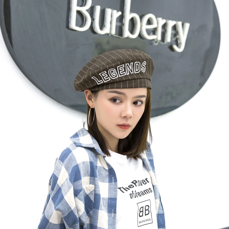 Женский твидовый берет Foux зеленый в полоску с бабочками корейский стиль |