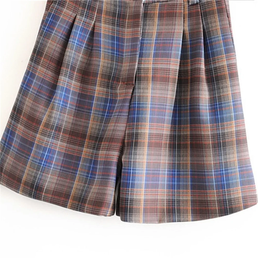 

2020 spring women's new retro hit color grid casual English style A shorts college wind high waist loose casual shorts