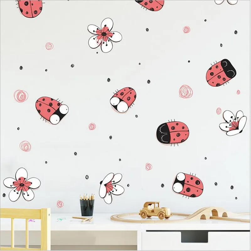 

1Pcs Cartoon Red Ladybug White Flower Wall Sticker For Kindergarten Wall Landscaping Decoration Home Decals 30*60Cm