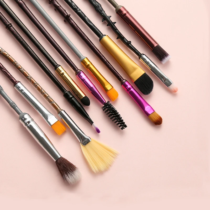 

2021 11pcs/Set Magic Wand Makeup Brushes Set Pro Synthetic Hair Eye Shadow Concealer Lip Cosmetics Beauty Tools Maquiagem