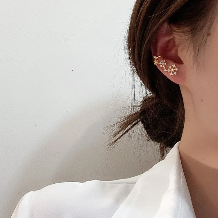 Серьги клипсы в виде снежинок серьги манжеты с кристаллами не пирсинг золотого