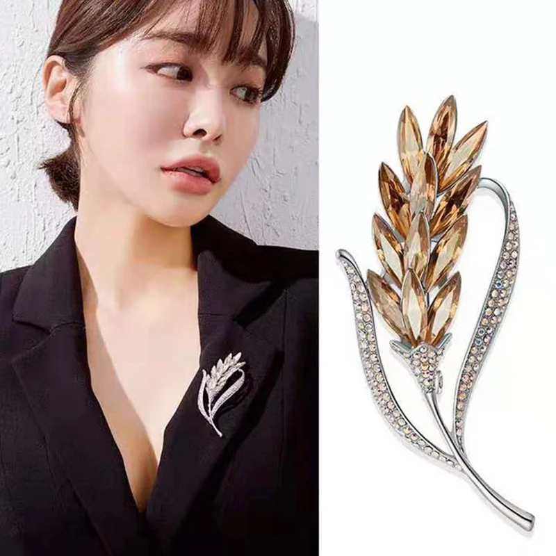 

Creative New Zircon Flower Brooches for Women Retro Simple Rice Ear Corsage Suit Coat Sweater Jewelry Accessories Party Gift